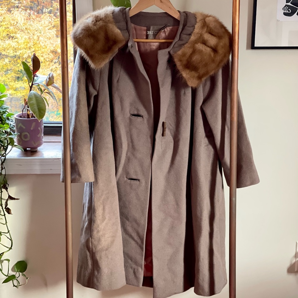 Vintage 1960s Fur-trimmed Coat